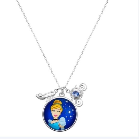 🆕 Cinderella Believe in Magic Necklace with Glass Slipper and Carriage Silver - Picture 1 of 6